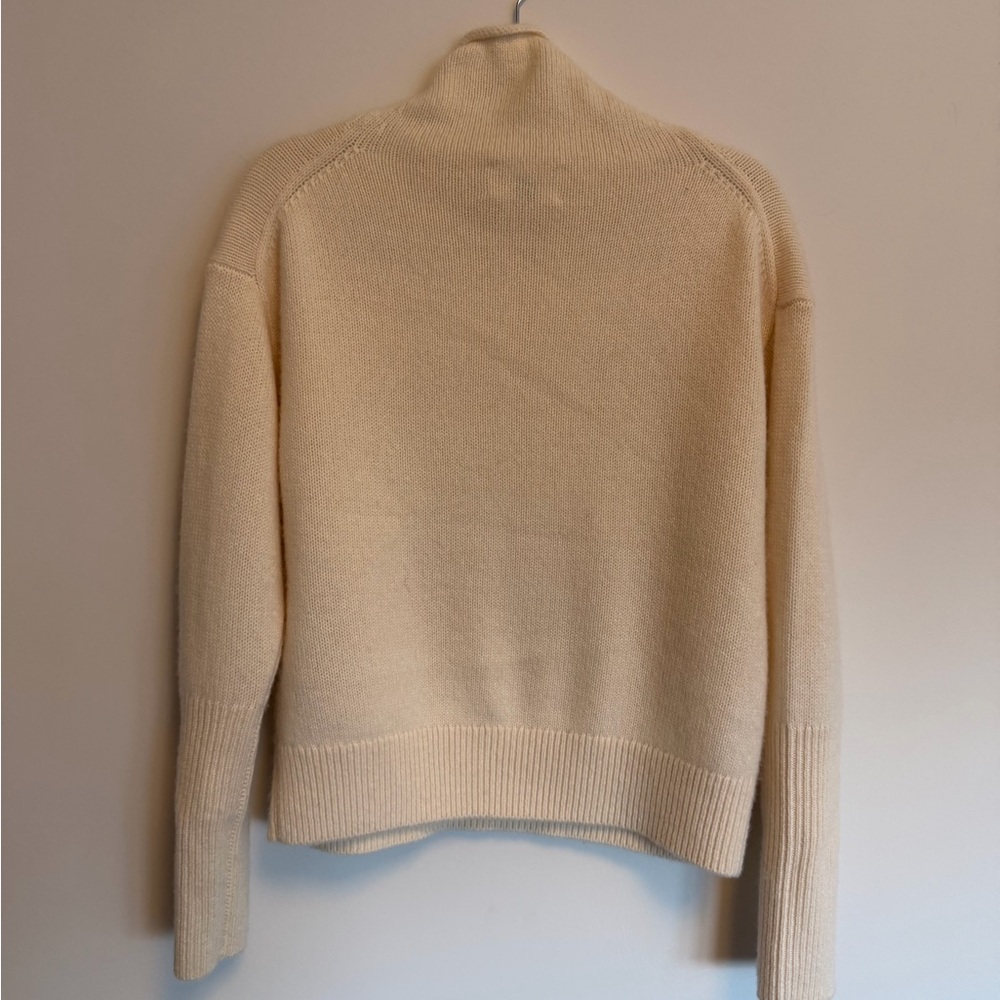 Aritzia Wilfred Cream Turtleneck Women's Sweater size S